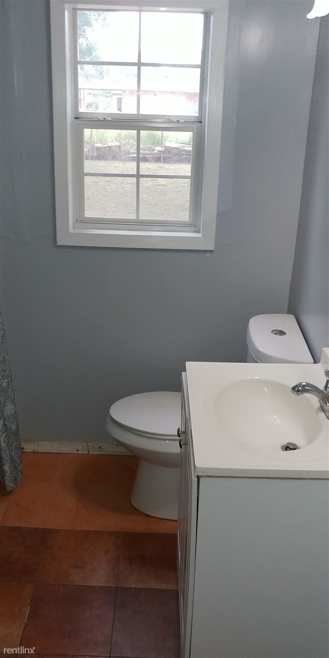 Foto del edificio - 2 br, 1 bath House - 56 E Hawthorne St