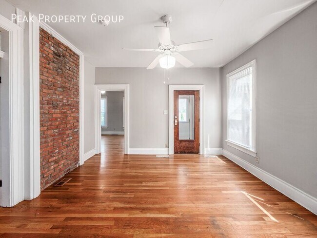 Foto del edificio - 193 E 2nd Ave