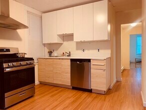 Building Photo - 1572 Tremont St