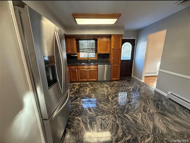 Building Photo - 11 Central Ave