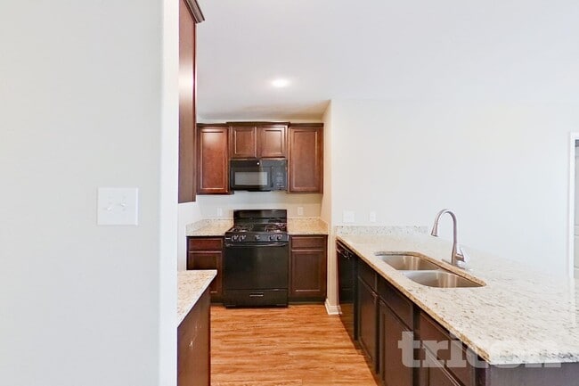 Building Photo - 4215 Calla Dr