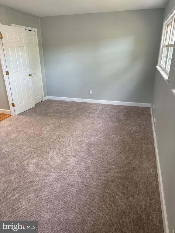 Building Photo - 810 S Harmony Rd