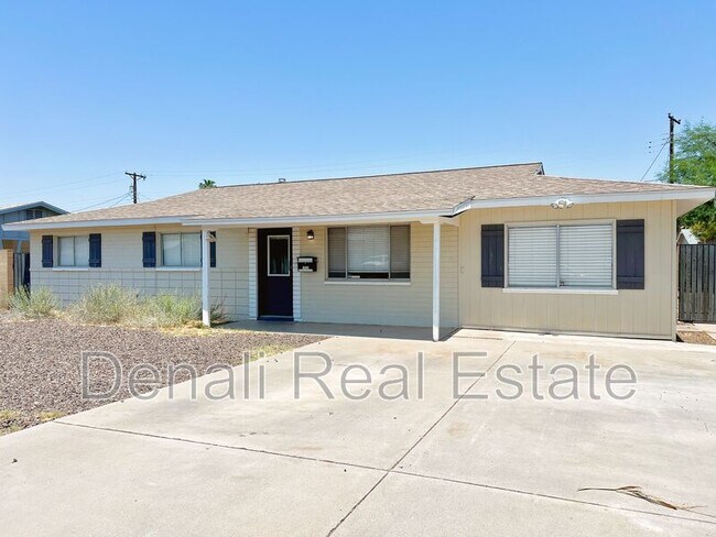 Building Photo - 1220 W Romo Jones St