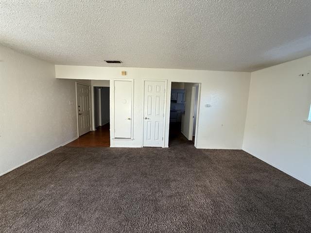 Foto del edificio - 1021 Pleasant Valley Ln