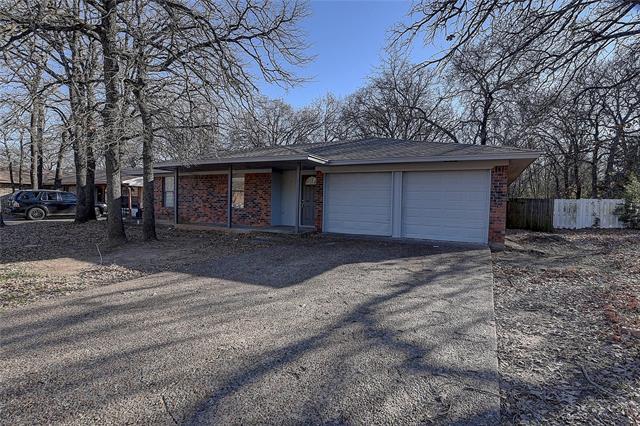 Foto principal - 213 Pecan St