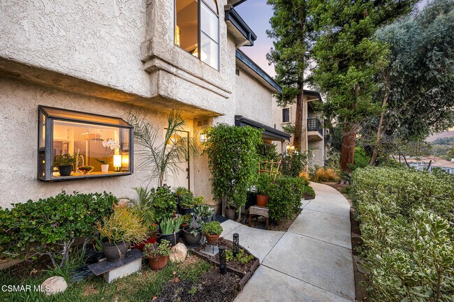 Foto del edificio - 5720 Skyview Way