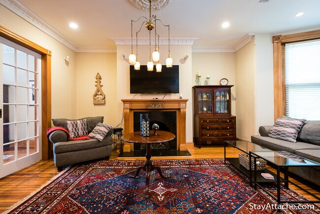 Foto del edificio - 619 N Carolina Ave SE