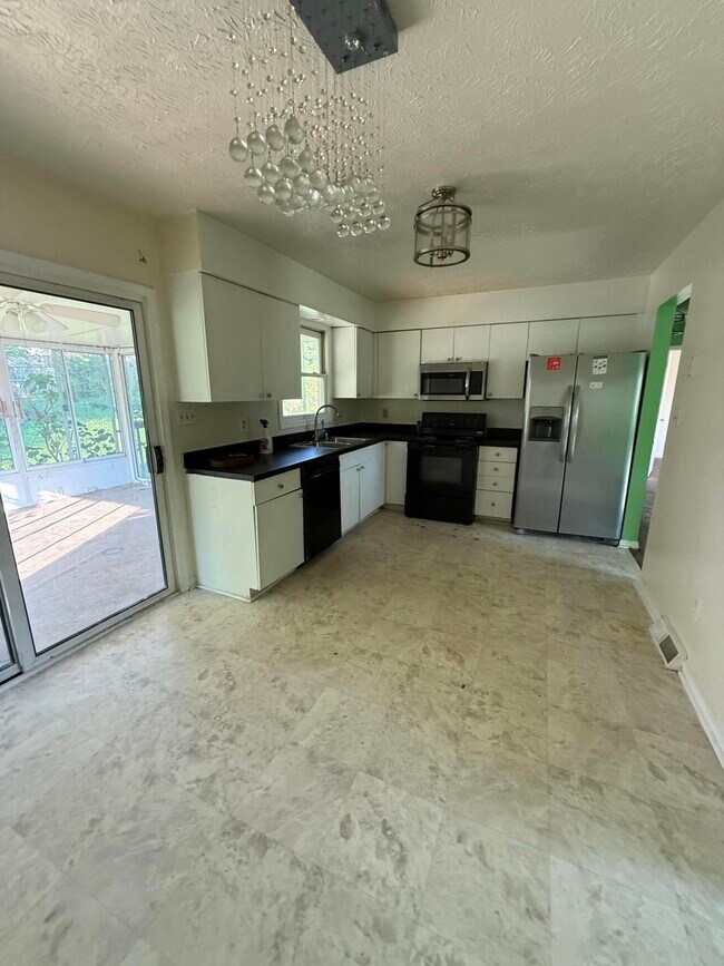 Foto del edificio - 478 Grayson Lake Dr