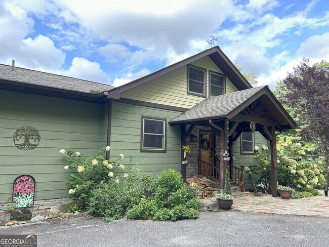 Building Photo - 100 Corinth Ln