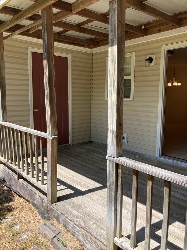 Covered patio and storage - 2705 Caudill Ave