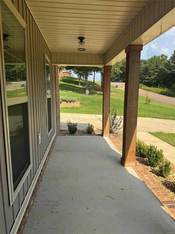 Building Photo - 107 Fox Run Dr