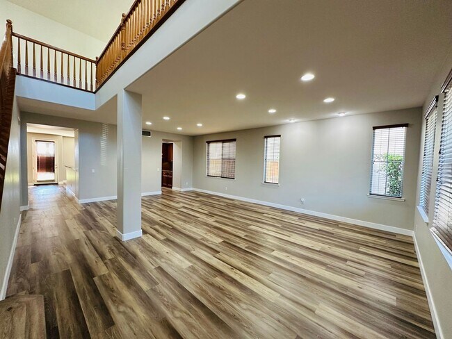 Foto del edificio - Oversized 5 bedroom Copper Canyon Murrieta...