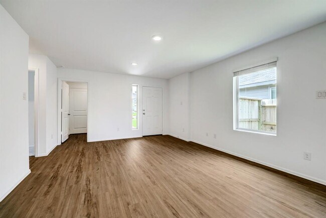 Building Photo - 19439 Villa Mesa Dr
