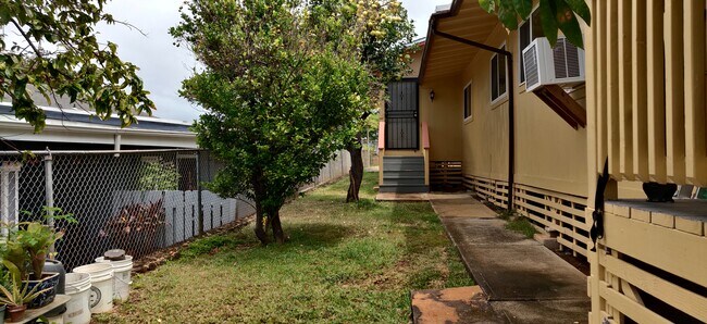 Foto del edificio - 94-366 Kahuapaa Pl