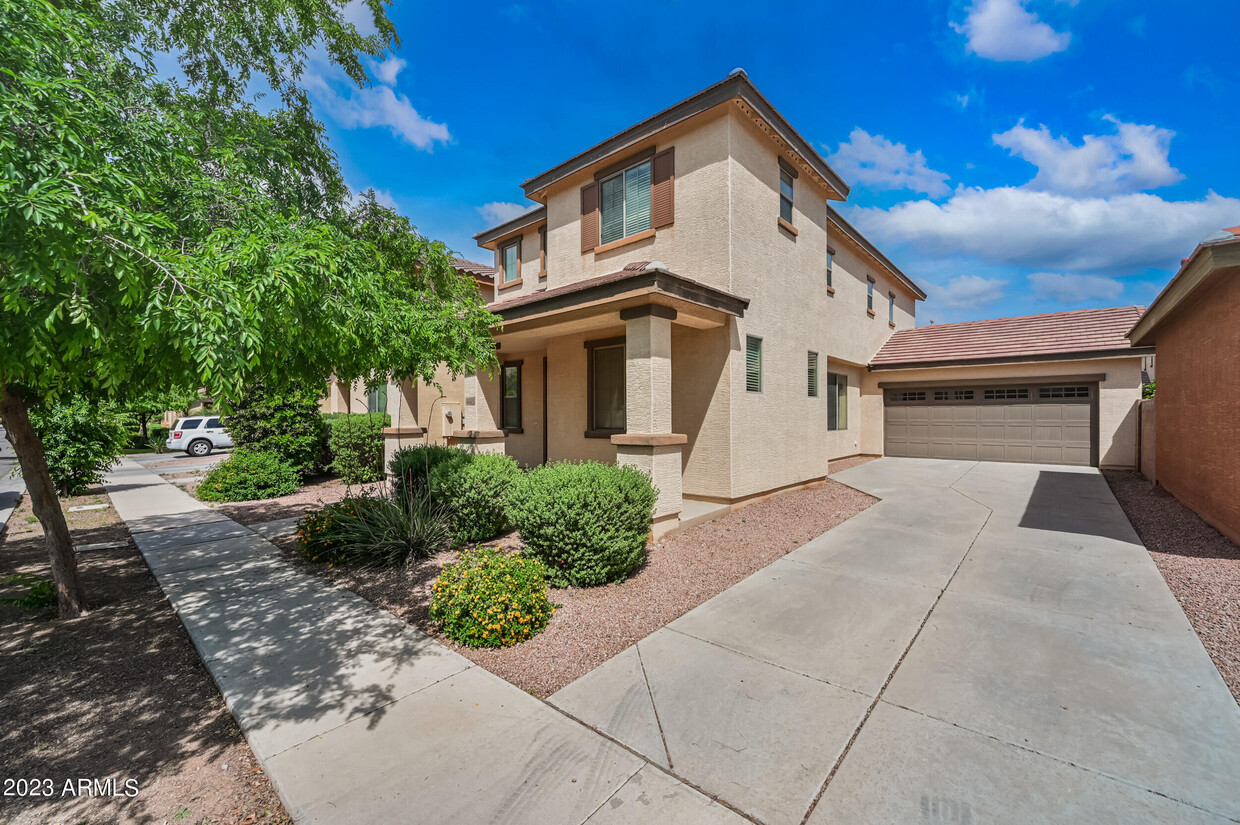 Foto principal - 3528 E Tulsa St