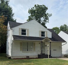 Building Photo - 19608 Shakerwood Rd