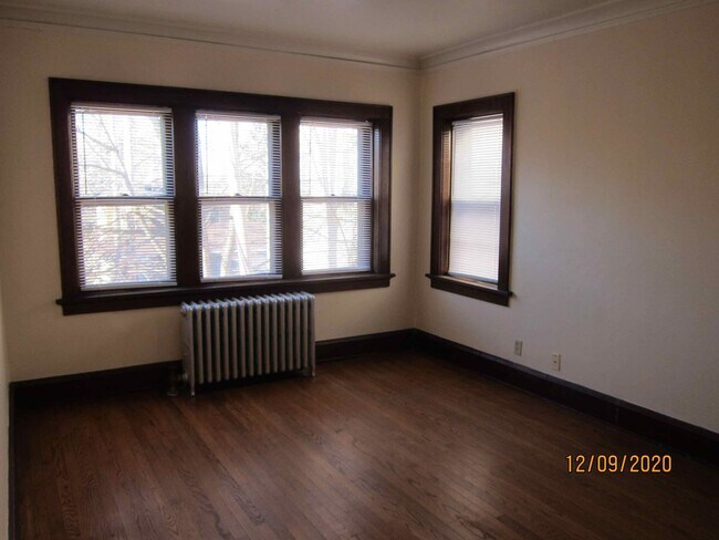 Foto del edificio - Available July 2026 Gorgeous 1-bedroom apartment in Shorewood with Free Heat