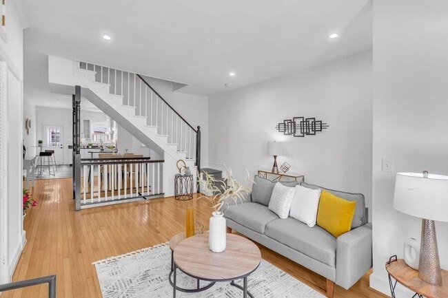Foto del edificio - 3655 13th St NW