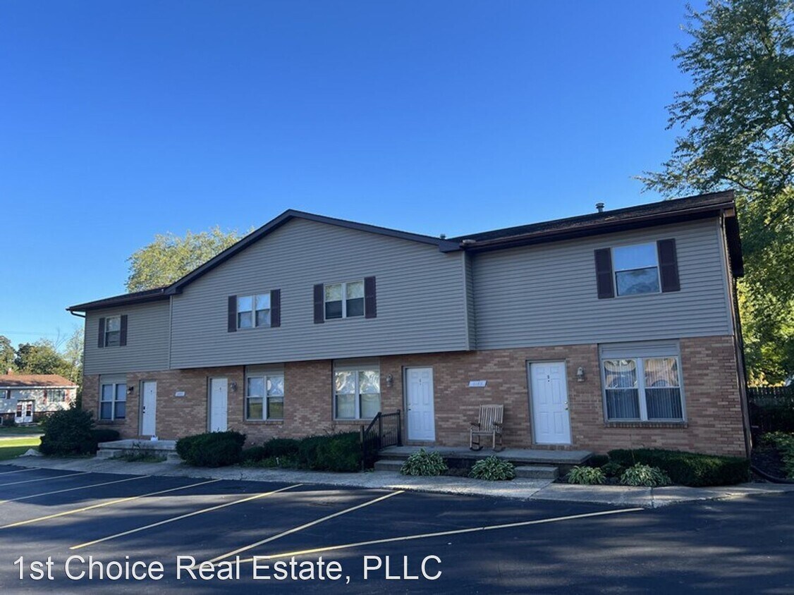 Primary Photo - 2 br, 1.5 bath House - 2189-C Meadowlawn