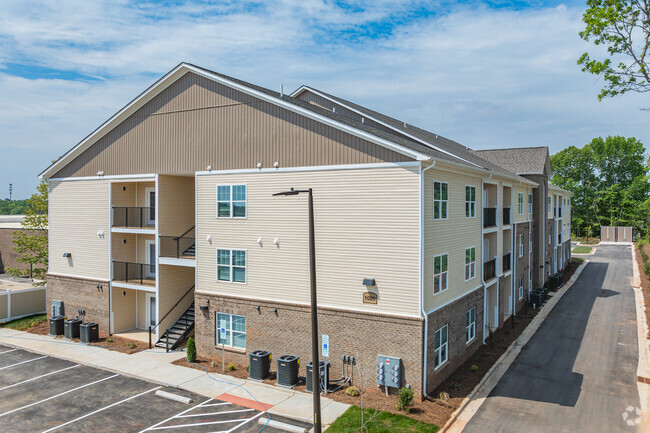 Building Photo - Westbrook Apartments