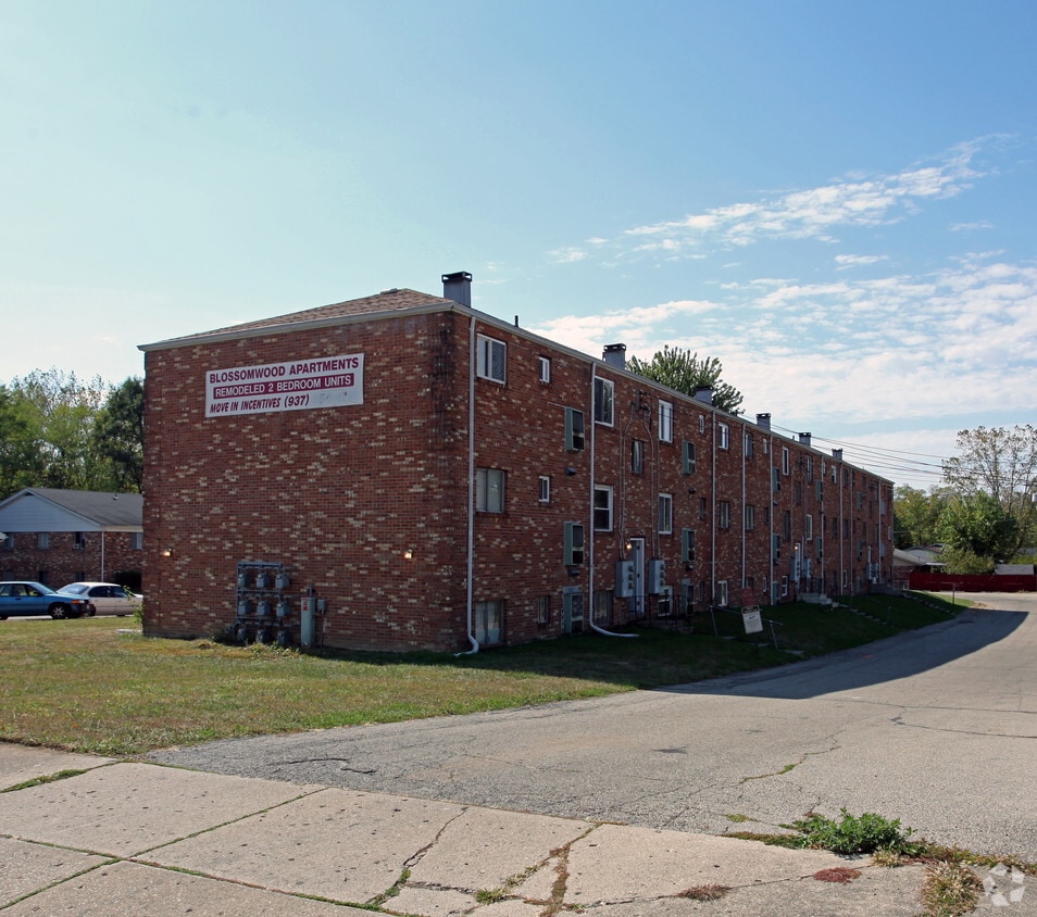 Building Photo - Blossomwood Apartments