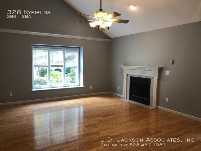 Building Photo - 328 Kyfields
