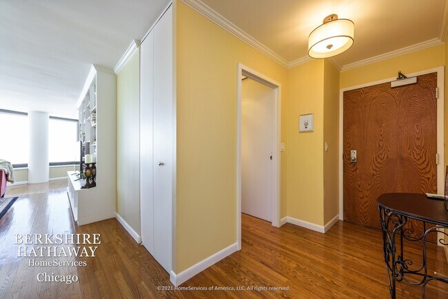 Building Photo - 155 N HARBOR Drive