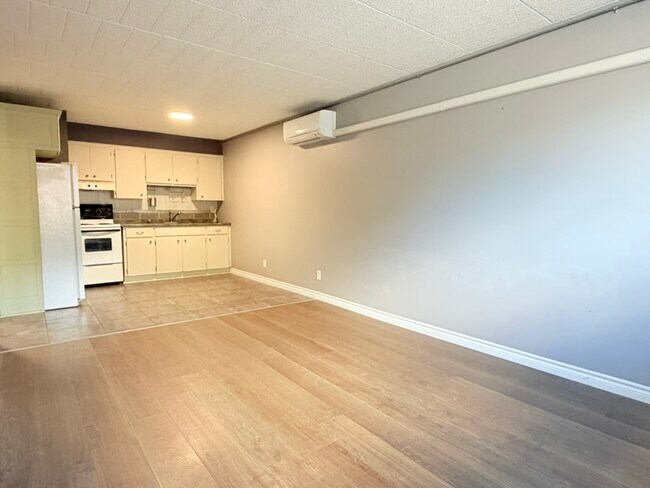 Photo du bâtiment - 360 Tecumseh Rd W