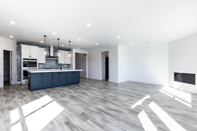 Building Photo - 1112 Springer View Loop