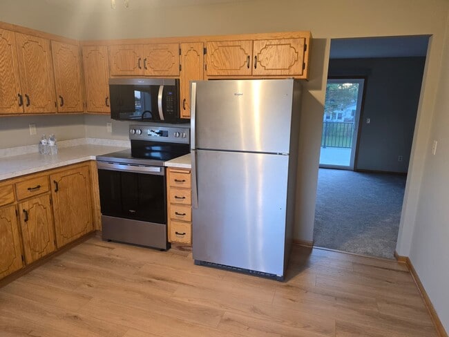 Foto del edificio - 13752 Round Lake Blvd NW