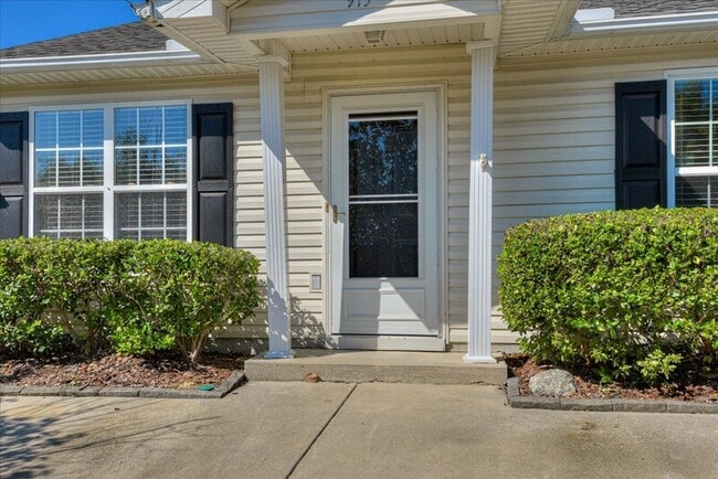 Building Photo - 975 Cammaron Way