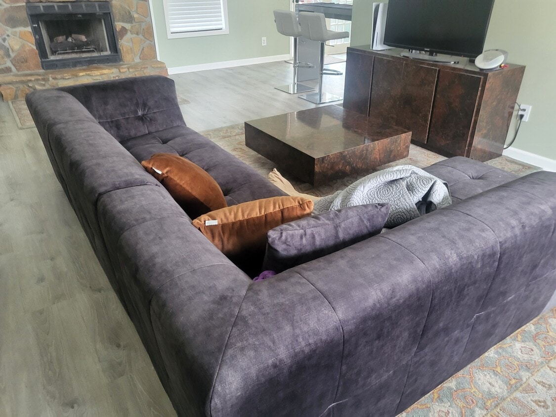 Building Photo - 16 Bramblewood Pl SW