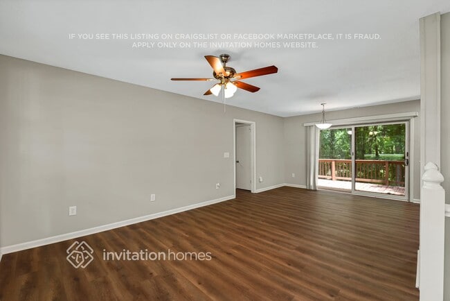 Building Photo - 2221 Gemway Dr