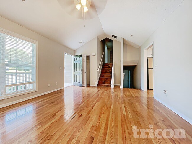 Building Photo - 122 Chippewa Run