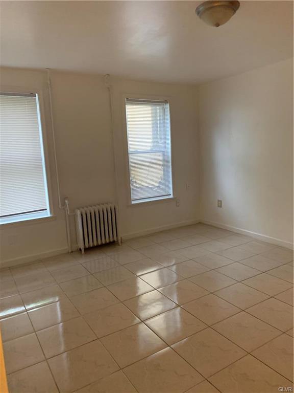 Foto del edificio - 355 Spring Garden St