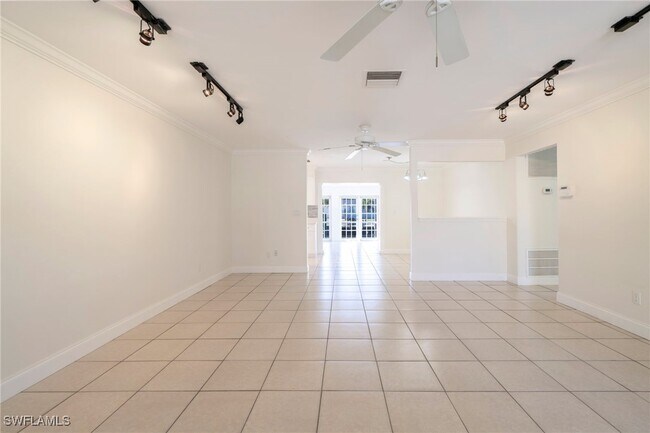 Foto del edificio - 4916 Viceroy St