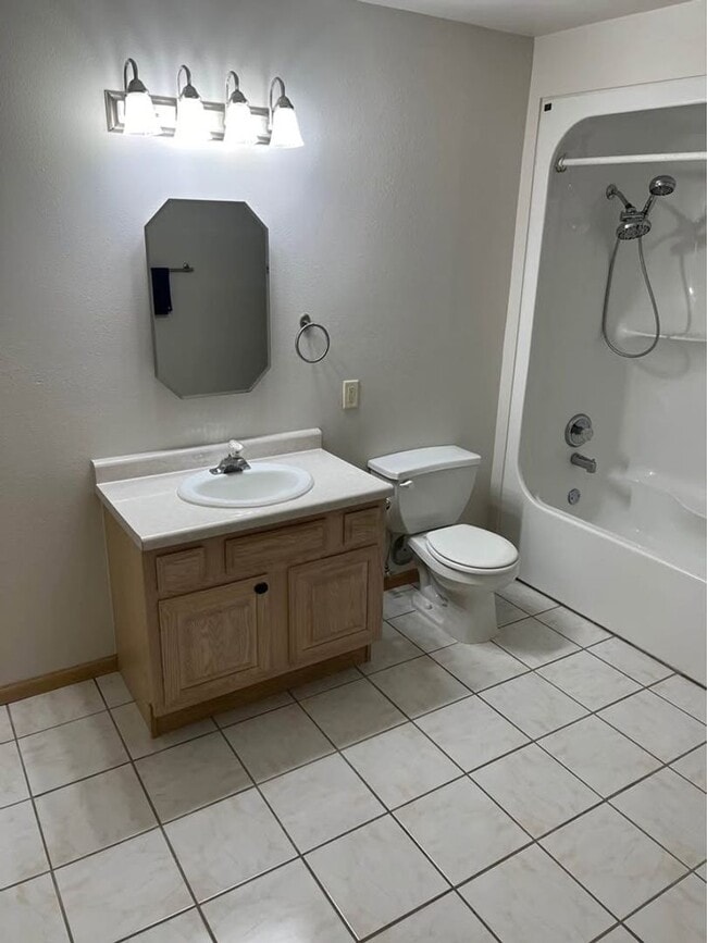 Foto del edificio - 608 Main St