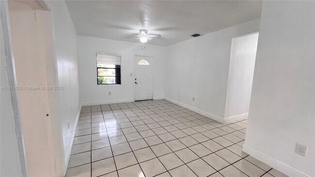 Foto del edificio - 7380 SW 36th St