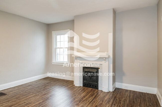 Foto del edificio - 5206 Ravenna St