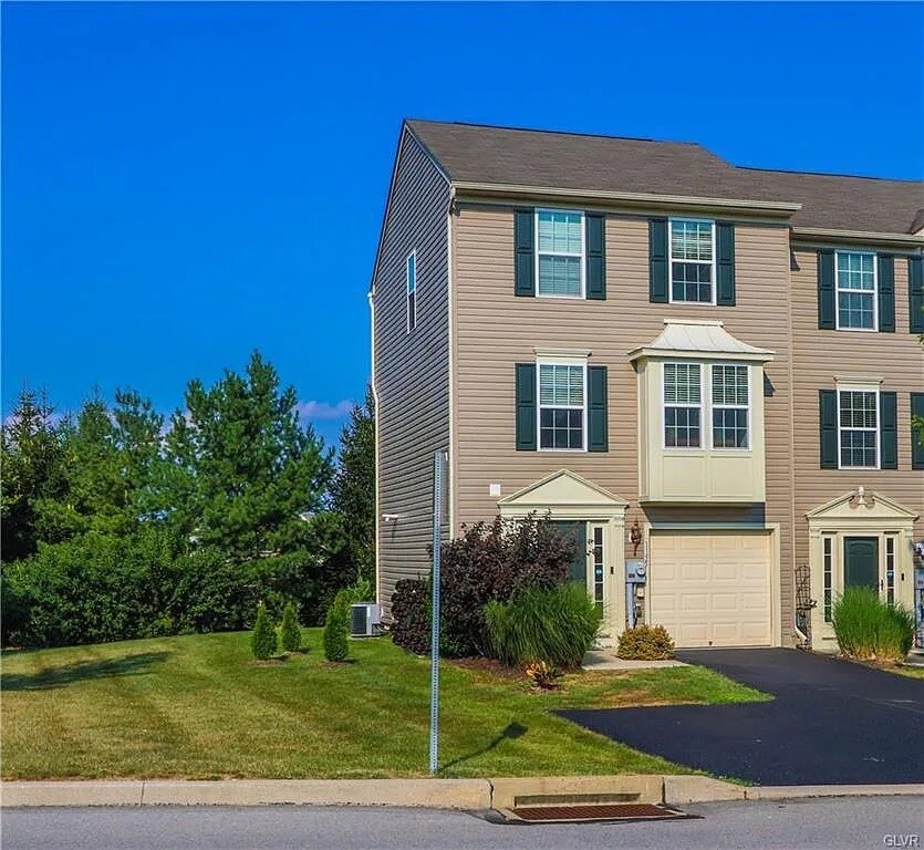 1155 Sparrow Way, Breinigsville, PA 18031 Townhouse for Rent in