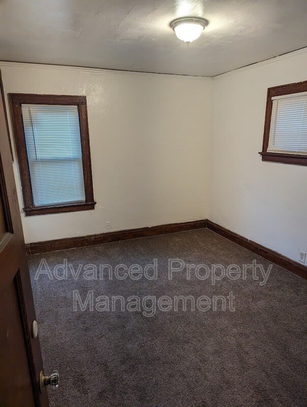 Building Photo - 4023 N 24th Pl