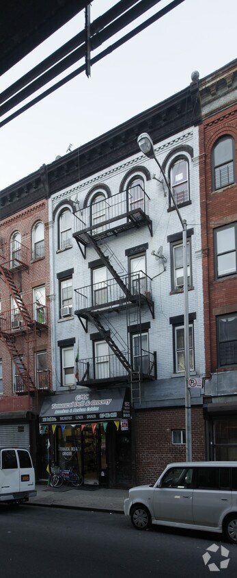 Foto principal - 163 Park Ave