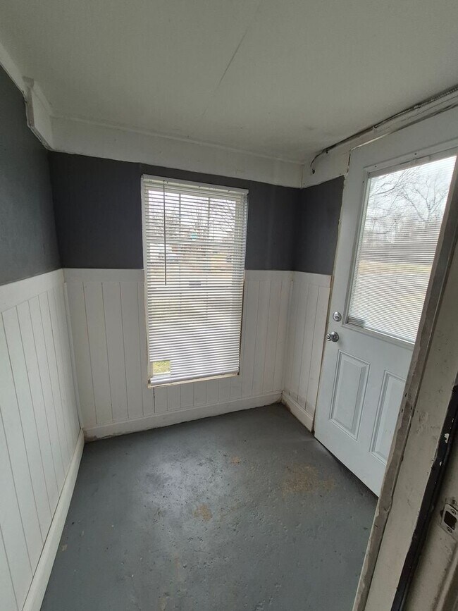 Foto del edificio - Cozy 2-Bedroom on quiet street