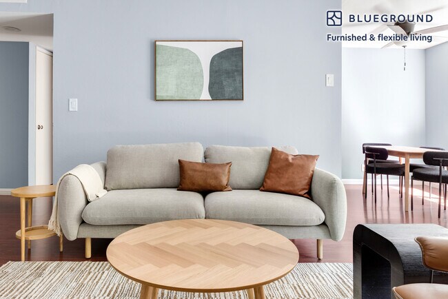 Foto del edificio - 235 Arlington Rd