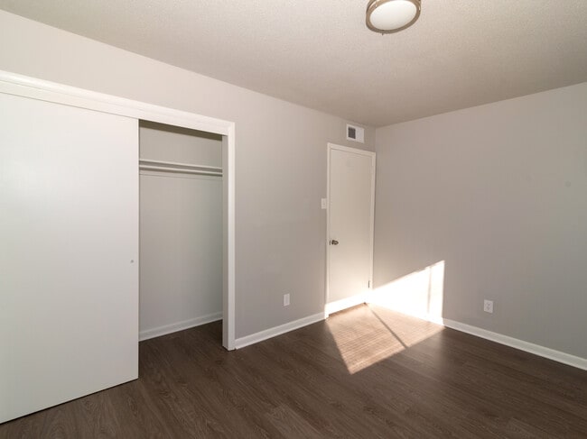 Bedroom - Rosewood Apartments