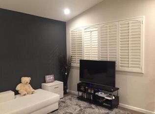 Foto del edificio - 122 Gallery Way