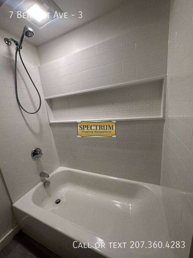 Foto del edificio - 7 Bennett Ave