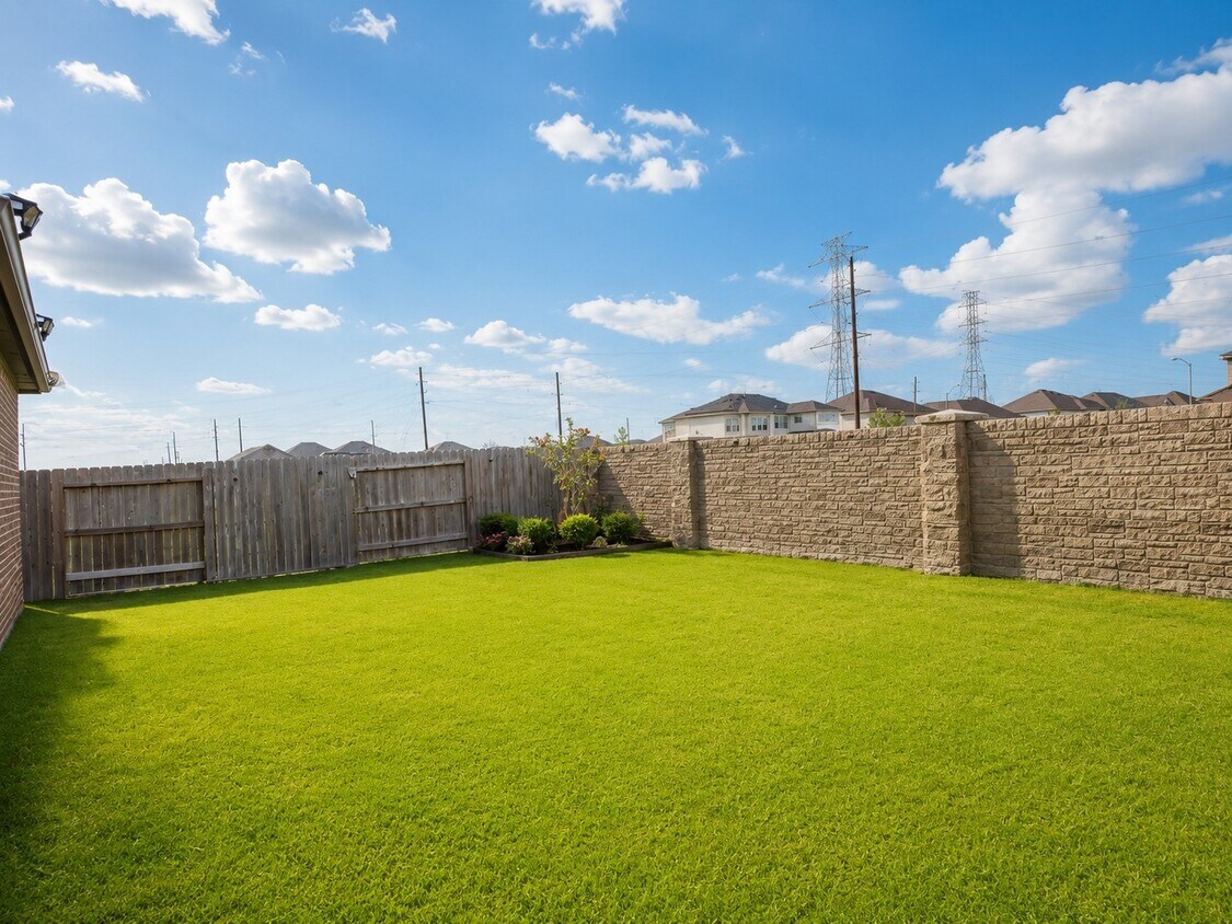 Building Photo - 9310 Baradine Grv Ln