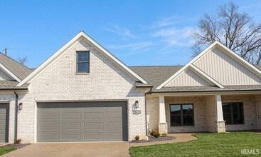 Building Photo - 3018 White Oak Trl