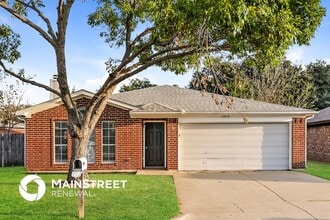 Building Photo - 1359 Lincolnshire Way